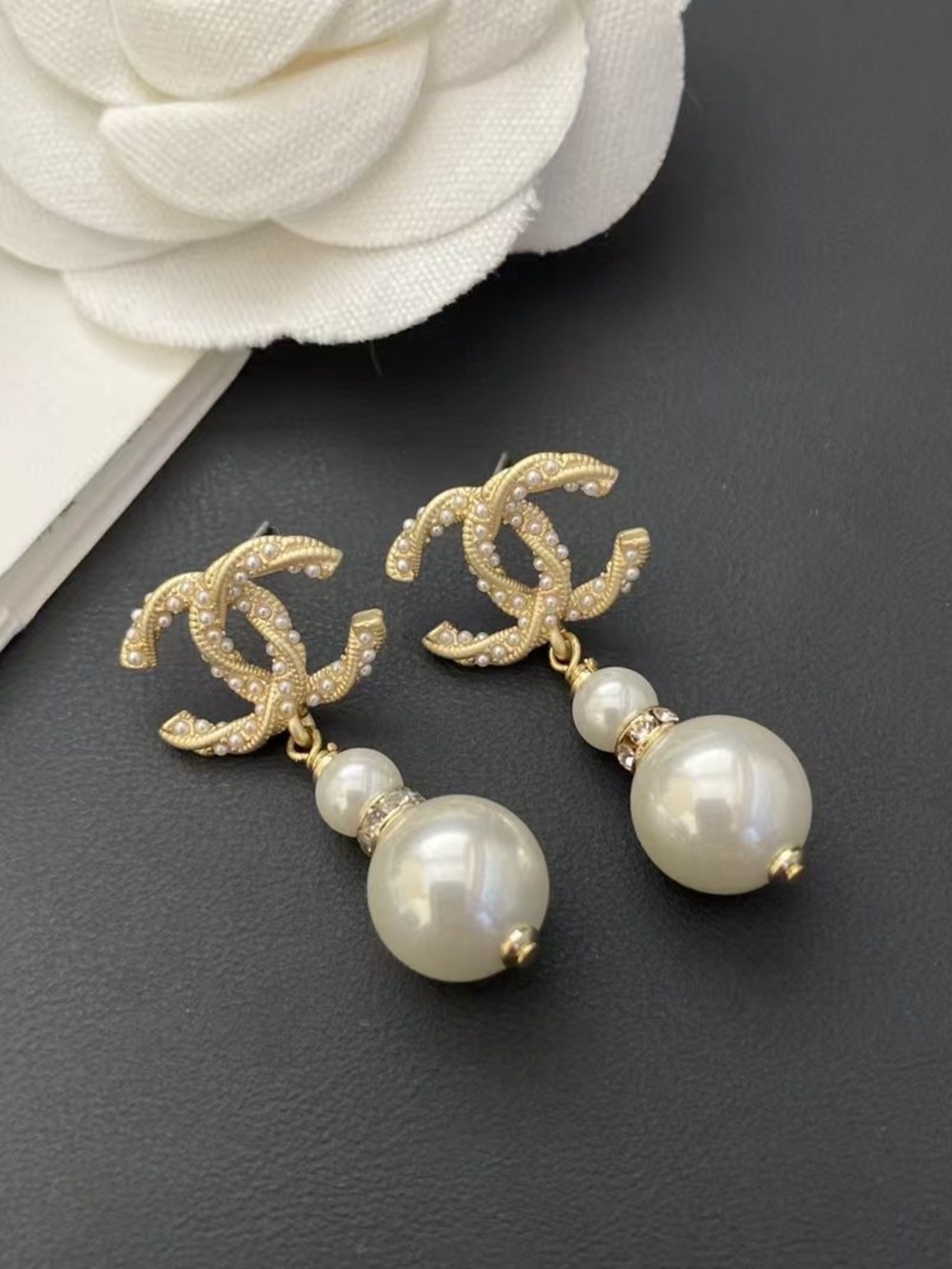 ✨Chanel Earring✨